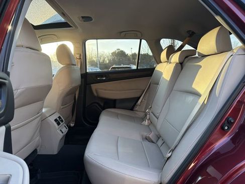 Used 2019 Subaru Outback 2.5i Limited image 14