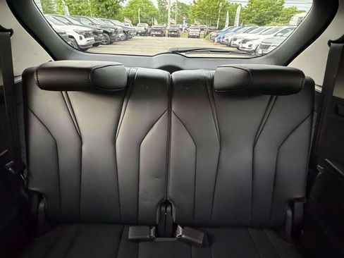 Used 2022 Acura MDX SH-AWD image 15