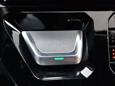 Used 2023 GMC Sierra 1500 Denali Ultimate image 23