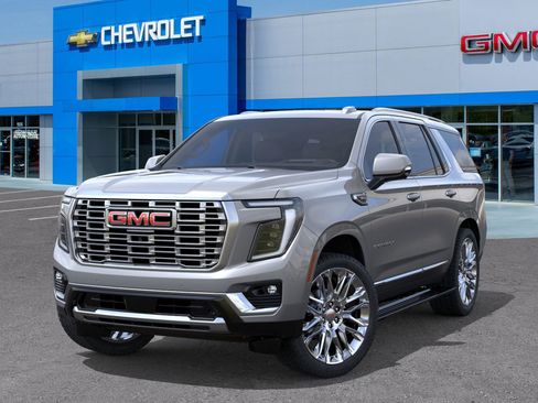 New 2025 GMC Yukon Denali w/ Denali Reserve Package image 6