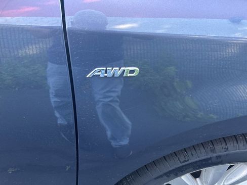 Used 2017 Toyota Sienna LE AWD/4WD image 4