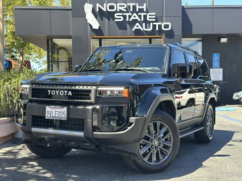 Used 2025 Toyota Land Cruiser w/ Premium Package AWD/4WD image 2