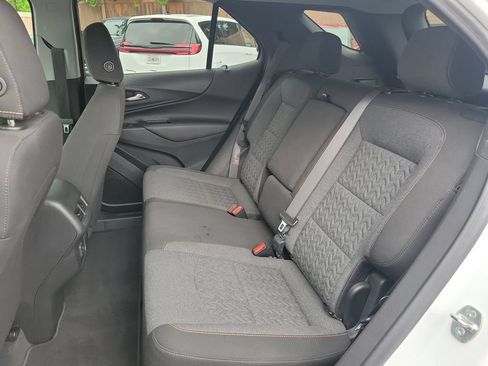 Used 2022 Chevrolet Equinox LT FWD image 15