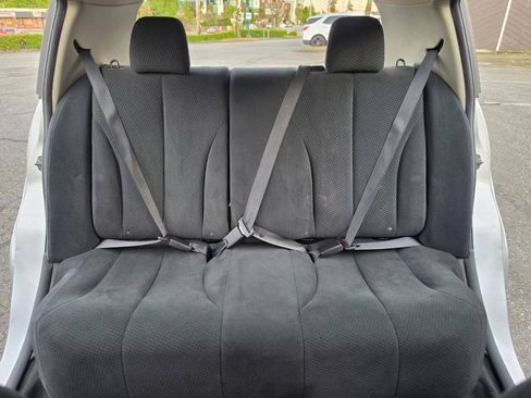 Used 2011 Nissan Versa 1.8 S w/ PWR Plus Pkg FWD image 11
