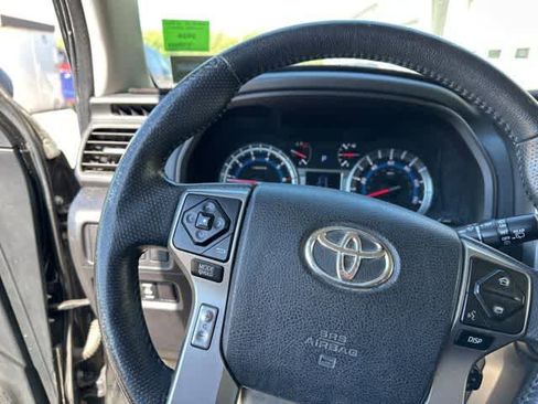 Used 2015 Toyota 4Runner SR5 image 8