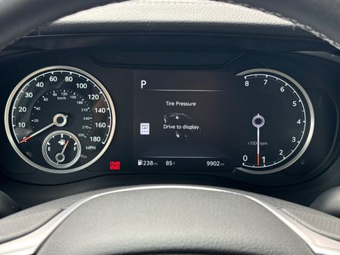 Used 2026 Genesis G70 2.5T RWD image 21