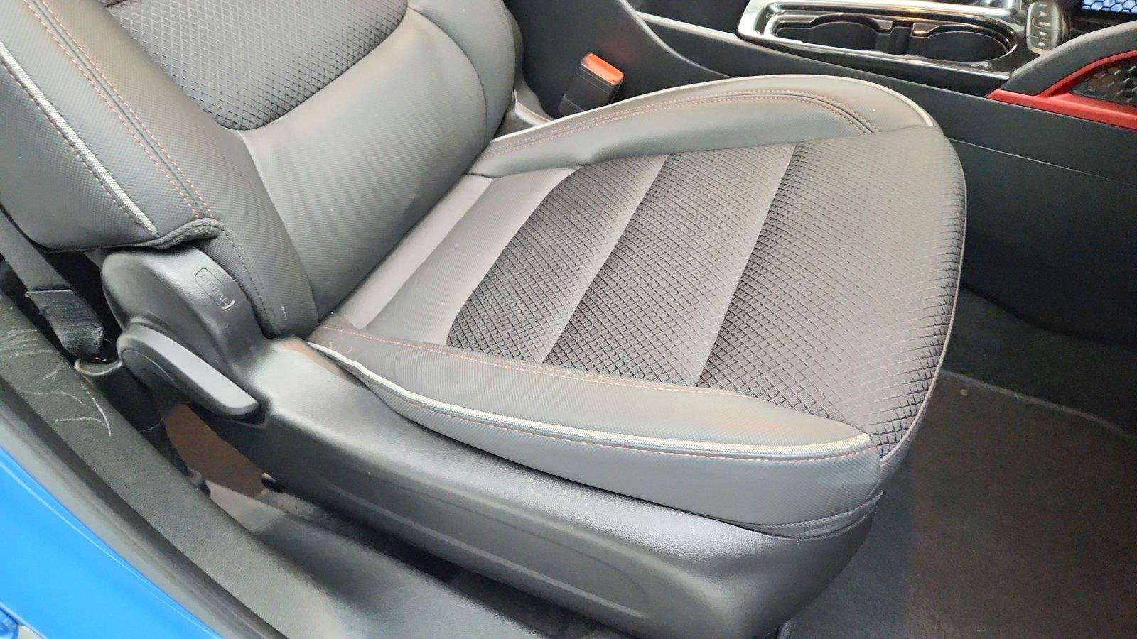 Used 2023 Chevrolet TrailBlazer RS w/ Sun and Liftgate Package FWD image 24