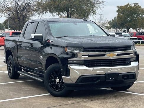 Used 2019 Chevrolet Silverado 1500 LT w/ Texas Edition image 2