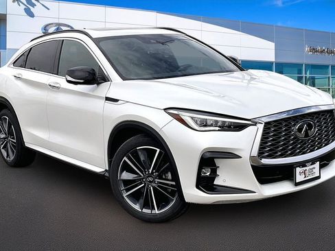 Used 2025 INFINITI QX55 Essential AWD/4WD image 11