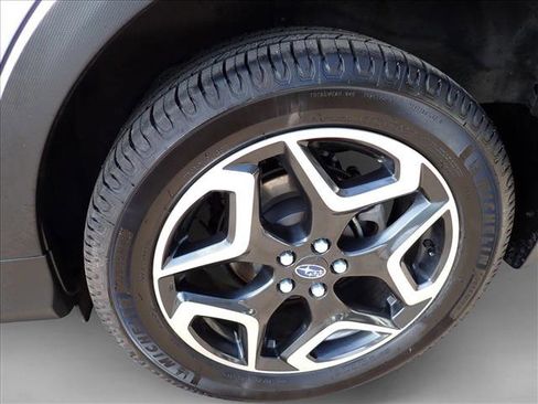 Used 2019 Subaru Crosstrek 2.0i Limited w/ Moonroof Package w/Navigation AWD/4WD image 6