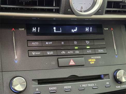 Used 2017 Lexus RC 200t F Sport image 32