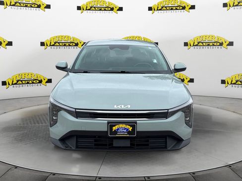 Used 2025 Kia K4 LXS image 9