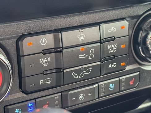Used 2019 Ford F150 Lariat AWD/4WD image 35
