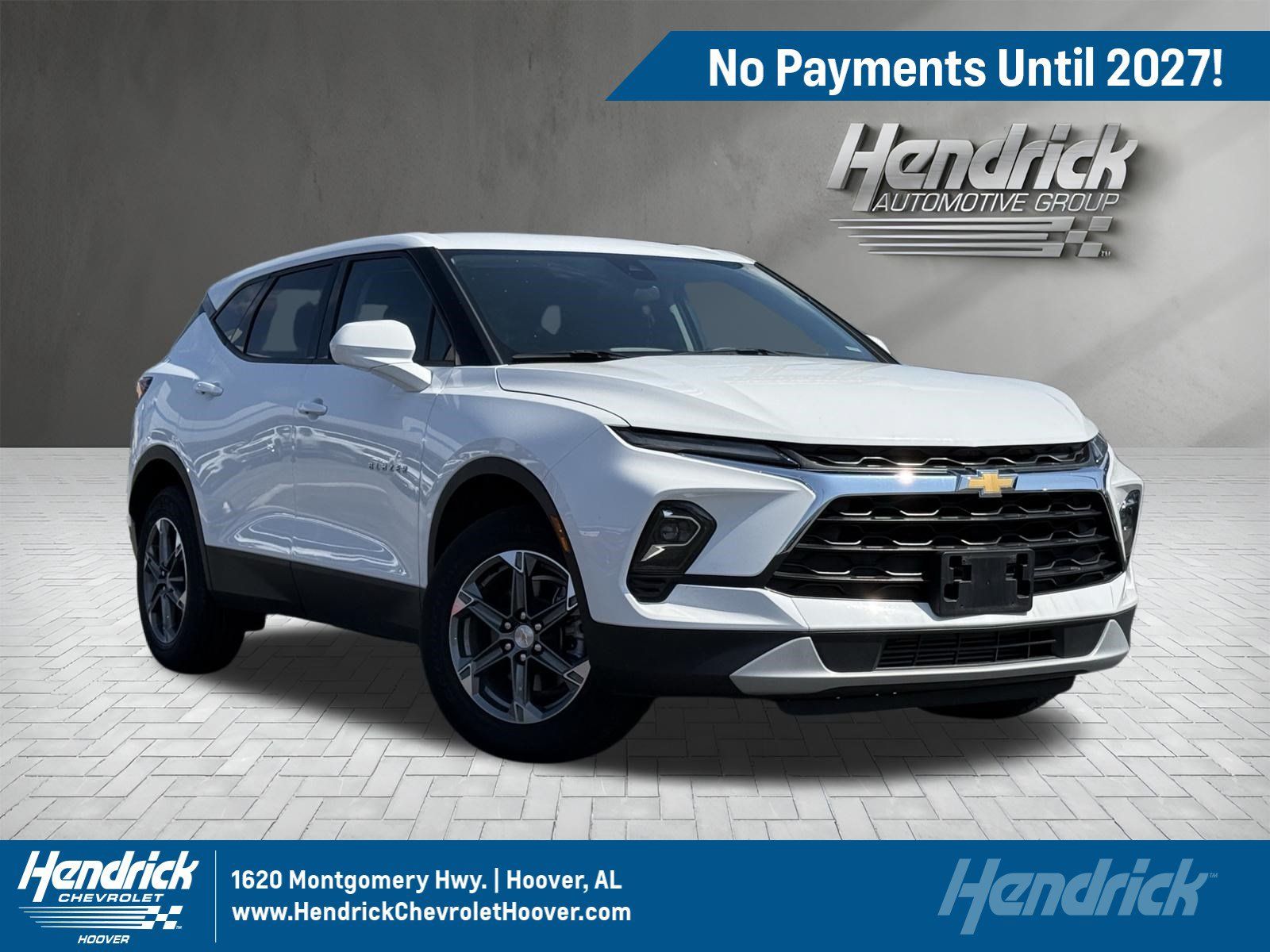 Used 2025 Chevrolet Blazer LT FWD image 1