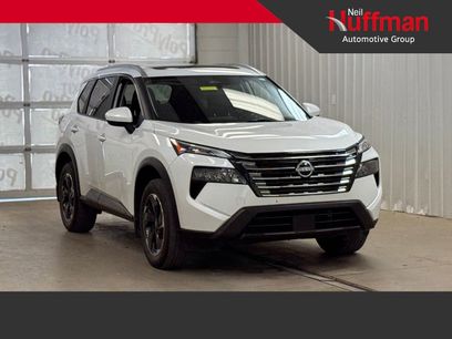 Used 2024 Nissan Rogue SV w/ SV Premium Package