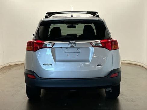 Used 2014 Toyota RAV4 LE AWD/4WD image 4