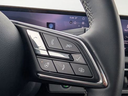 Used 2025 Buick Enclave Preferred image 19