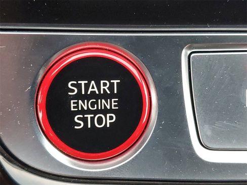 New 2025 Audi S8 4.0T image 35