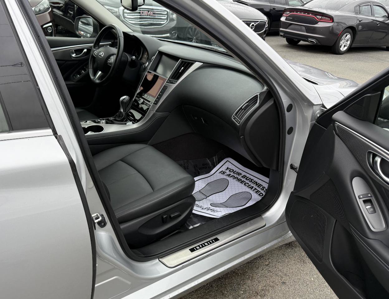 Used 2015 INFINITI Q50 Premium w/ Spare Tire Package RWD image 13