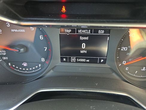 Used 2023 Chevrolet TrailBlazer LT w/ Convenience Package AWD/4WD image 23
