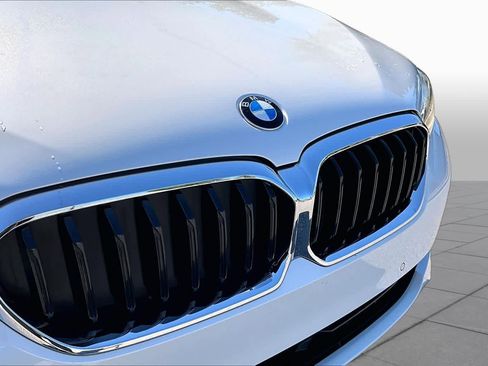 Used 2023 BMW 530i w/ Premium Package RWD image 31