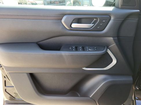 New 2026 Nissan Armada Platinum image 20