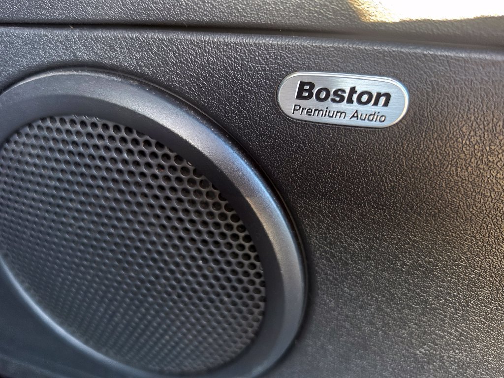 Used 2011 Jeep Compass Latitude w/ Sun/Sound Group AWD/4WD image 8