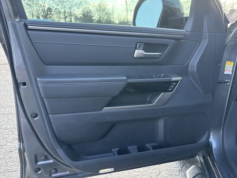 Used 2024 Toyota Tundra Limited image 14