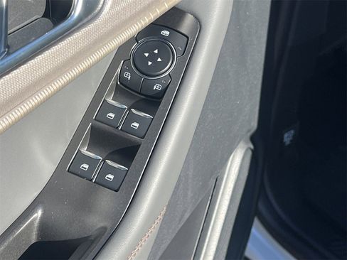 New 2026 Ford Explorer Active image 15