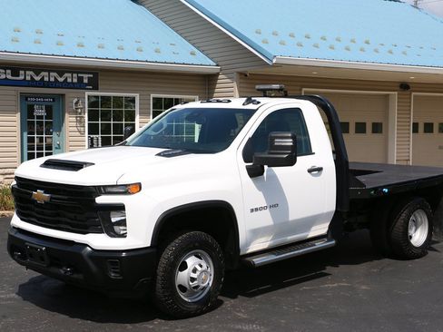 Used 2024 Chevrolet Silverado 3500 W/T w/ WT Convenience Package AWD/4WD image 1