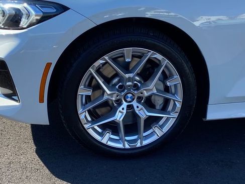 Used 2025 BMW 330i xDrive Sedan w/ Convenience Package image 8