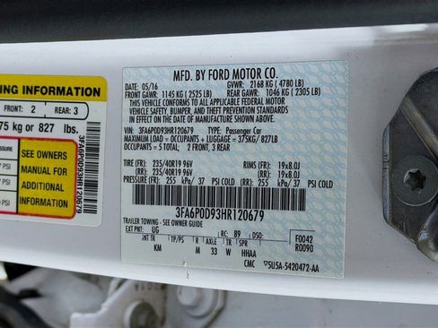 Used 2017 Ford Fusion Titanium image 41