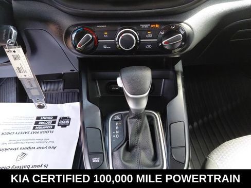 Certified 2025 Kia Soul LX FWD image 13