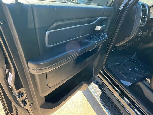 Used 2024 RAM 2500 Big Horn w/ Bed Utility Group image 14
