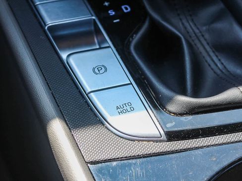 Certified 2024 Hyundai Elantra SEL w/ Convenience Package image 34