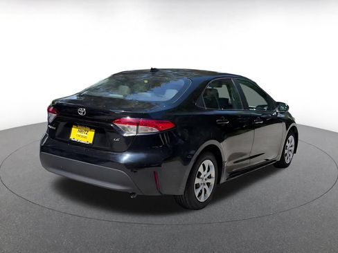 Used 2025 Toyota Corolla LE FWD image 14