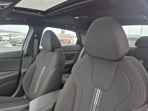 New 2026 Hyundai Elantra SEL Sport image 22