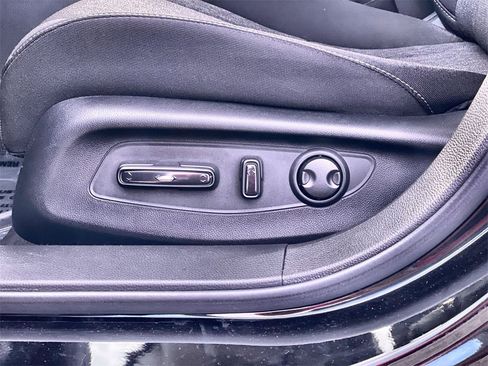 Used 2025 Honda Accord SE image 14