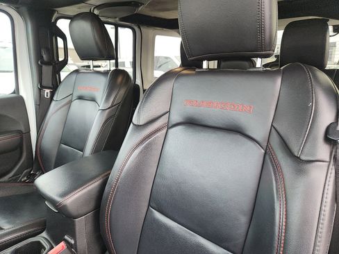 Used 2020 Jeep Wrangler Unlimited Rubicon w/ Dual Top Group image 23