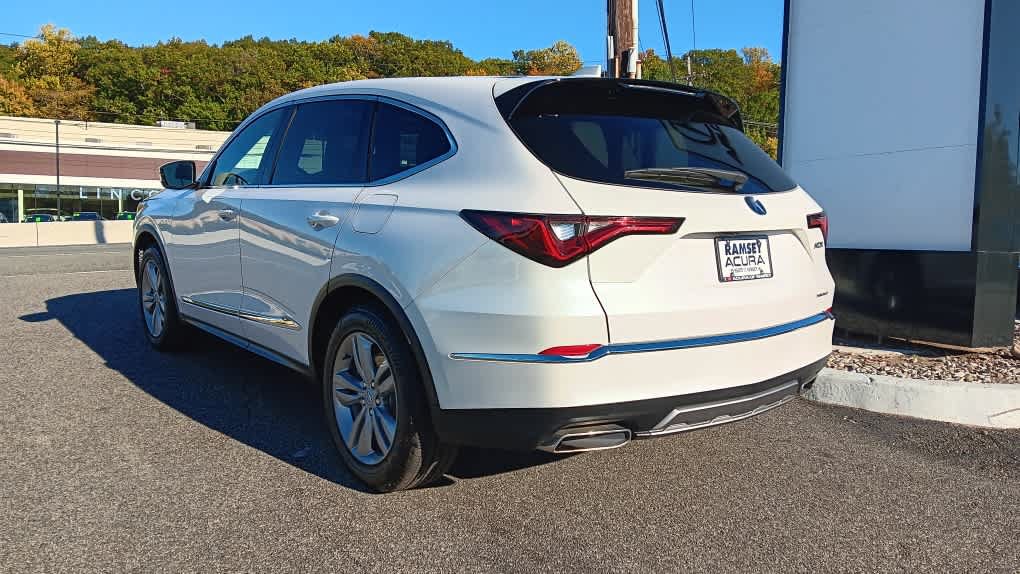Used 2026 Acura MDX SH-AWD image 3