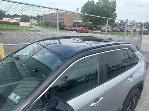 Used 2019 Toyota RAV4 XSE w/ Carpet Mat Package AWD/4WD image 25