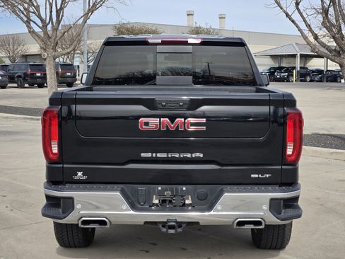 Used 2025 GMC Sierra 1500 SLT image 4