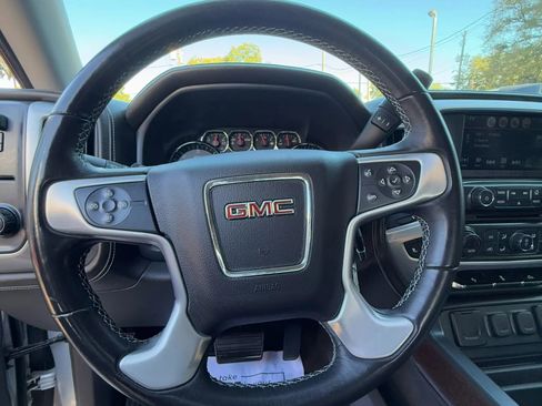 Used 2018 GMC Sierra 1500 SLT w/ Texas SLT Premium Package image 11