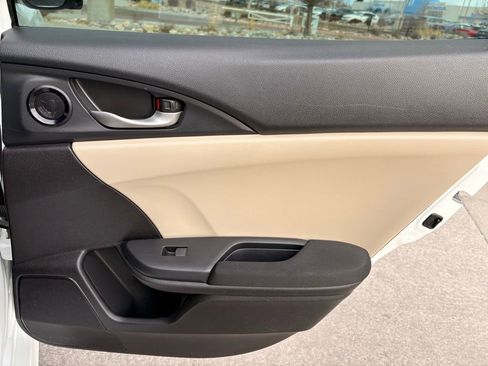 Used 2017 Honda Civic EX image 31
