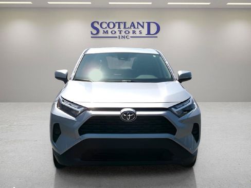 Used 2025 Toyota RAV4 LE FWD image 3
