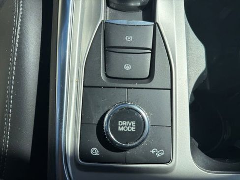 Certified 2023 Ford Explorer XLT w/ Equipment Group 202A AWD/4WD image 40