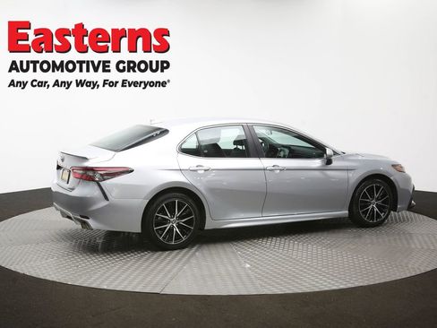 Used 2023 Toyota Camry SE FWD image 39