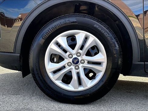 Used 2023 Ford Escape AWD image 9