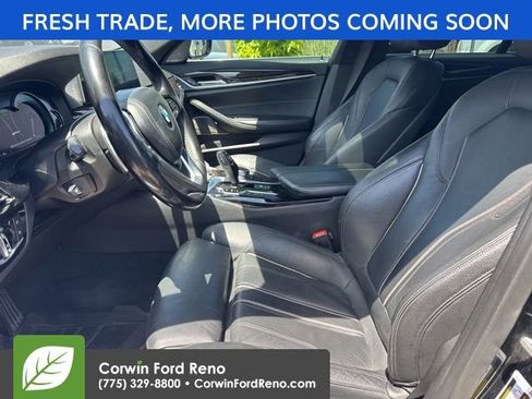 Used 2018 BMW 530e xDrive AWD/4WD image 9