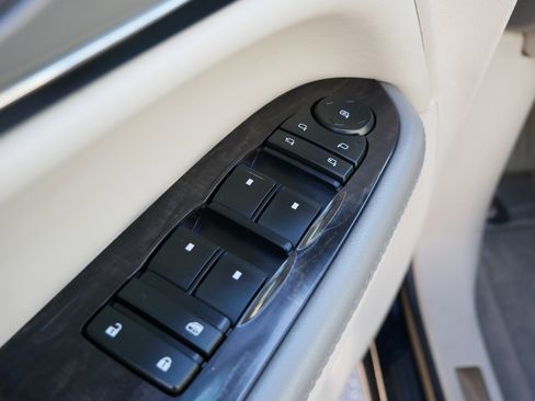 Used 2015 Buick Enclave Premium w/ Trailering Package image 16